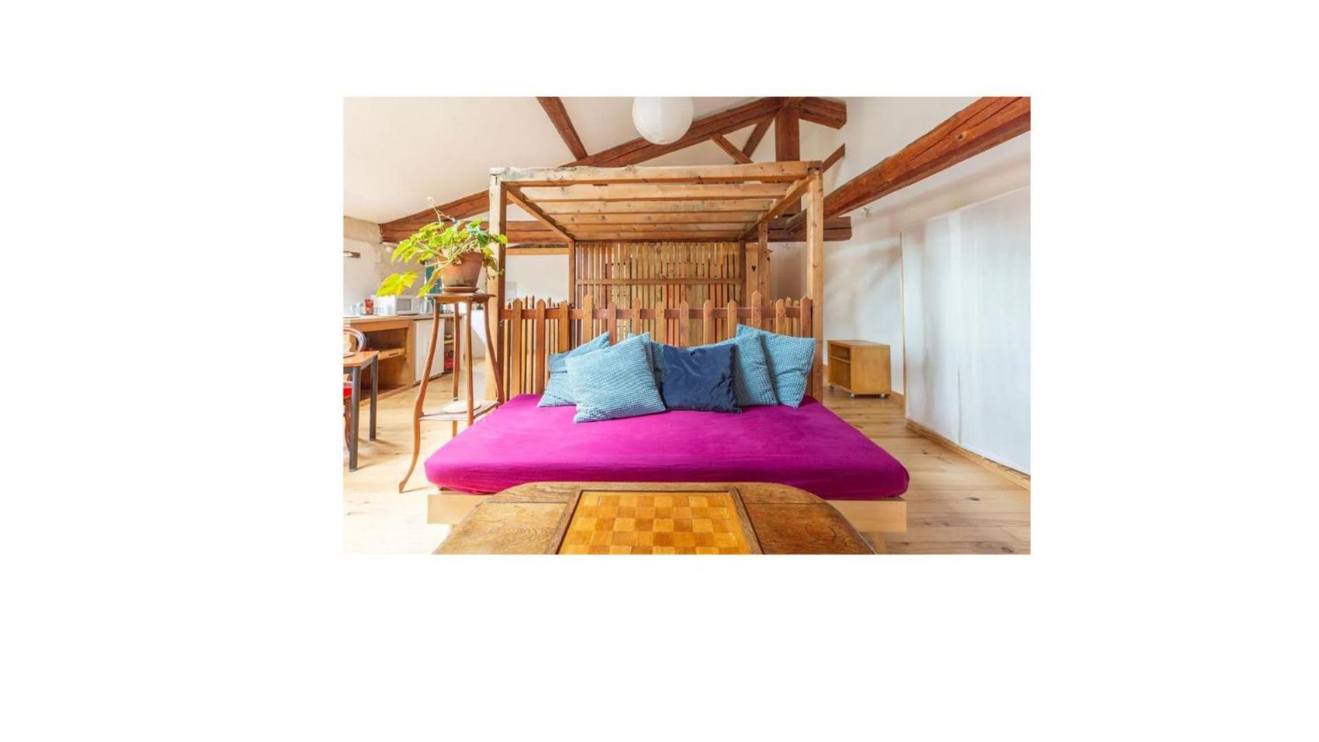 Chambre Triple Deluxe - Gite De La Louve Fougax-et-Barrineuf Εξωτερικό φωτογραφία